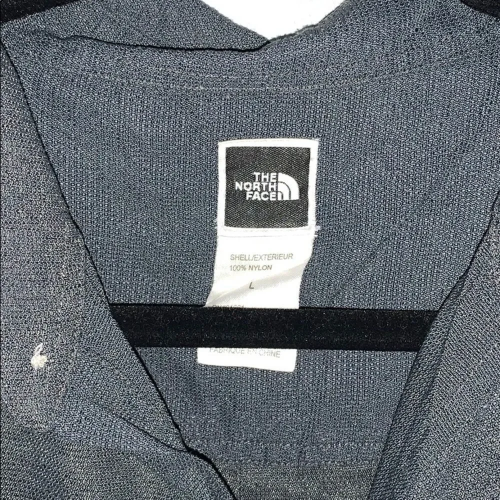 GUC MEN’S THE NORTH FACE SHORT SLEEVED SHIRT